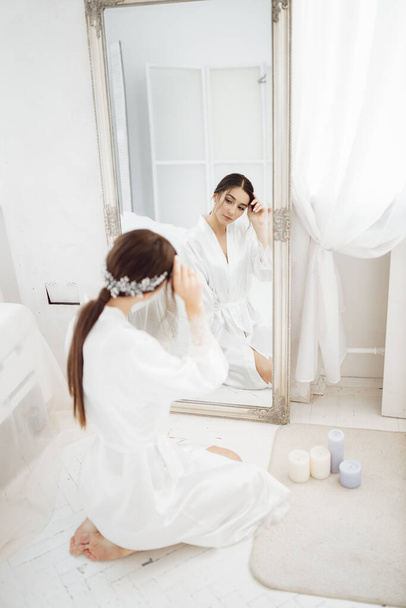 happy beautiful  young bride in the morning - Foto, Imagem
