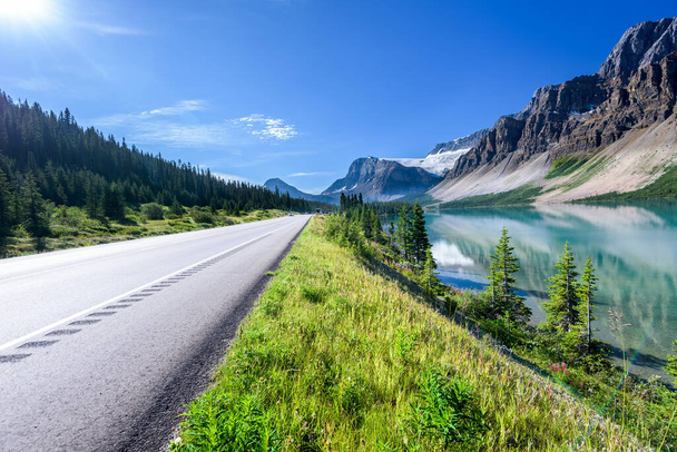 Jezioro Bow, Park Narodowy Banff, Alberta, Kanada - Zdjęcie, obraz