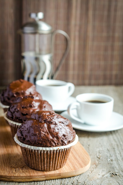 Chocolate muffins and coffee - Foto, afbeelding