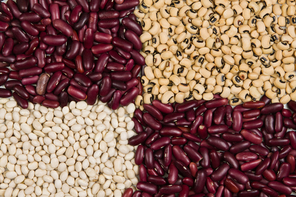 Grid of red beans, white beans and black-eye beans, texture - Valokuva, kuva