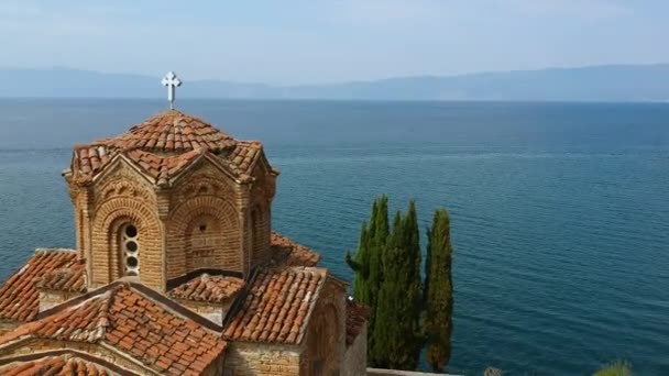 聖ヨハネ・スヴェティ・ヨヴァン正教会の空中,オフリド湖,マケドニア - 映像、動画