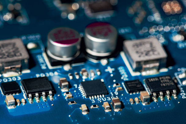 Electronic circuit board with processor, close up - Foto, imagen