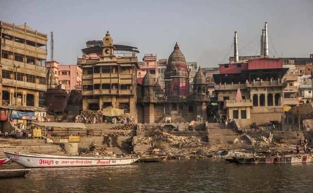 Varanasi est l'une des plus anciennes villes du monde. Inde - Photo, image