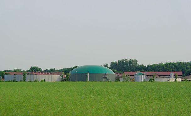 biogasinstallatie - Foto, afbeelding