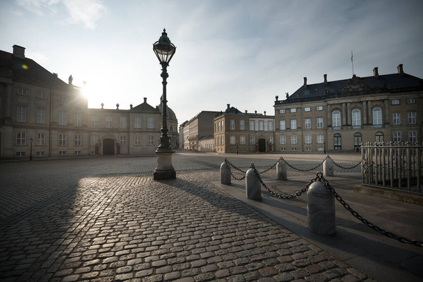 Παλάτι Amalenborg στην Κοπεγχάγη, Δανία. - Φωτογραφία, εικόνα