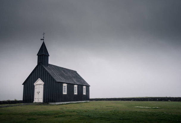 A Budiri Fekete Egyház Izlandon - Fotó, kép