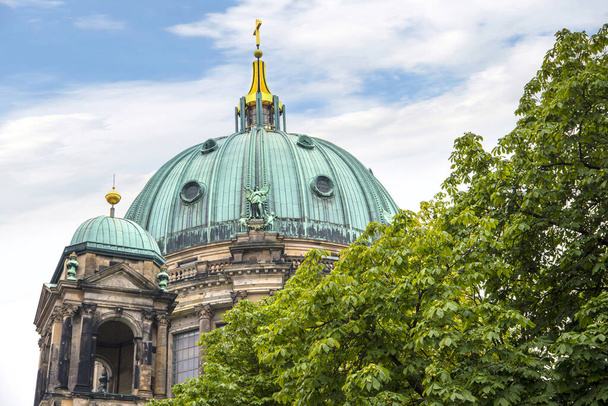 Der Deutsche Dom oder Berliner Dom, der evangelische Dom in Berlin Deutschland  - Foto, Bild