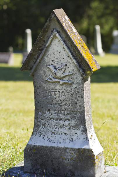 Angled Headstone - Photo, Image