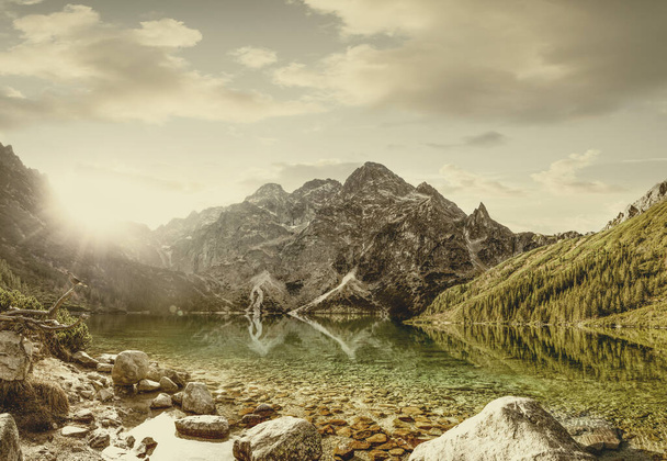 Jezioro Morskie w Tatrach, Polska - Zdjęcie, obraz