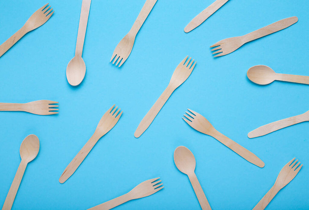Environment protection. Wooden spoons and forksy, seamless pattern - Photo, Image
