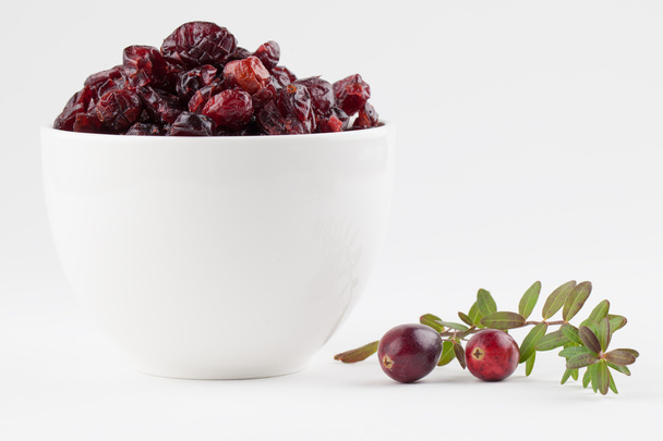 Fresh and dried cranberries - Foto, immagini