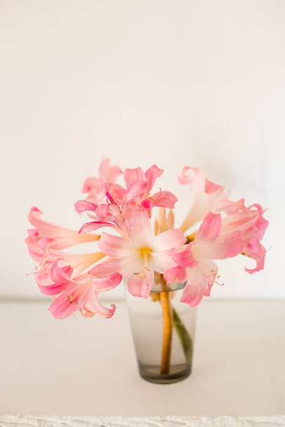 bonito ramo de flores frescas
 - Foto, imagen