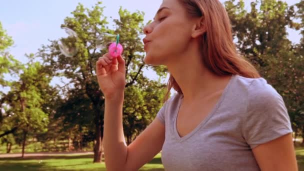 attractive female have fun outdoors - Footage, Video