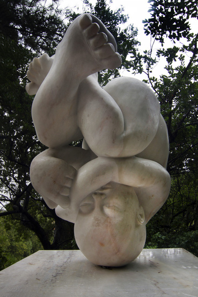 Skulptur des Babys - Foto, Bild