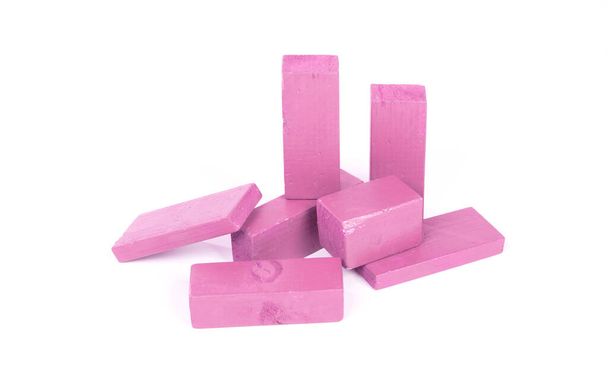 Vintage bloco de construção rosa isolado no fundo branco
 - Foto, Imagem