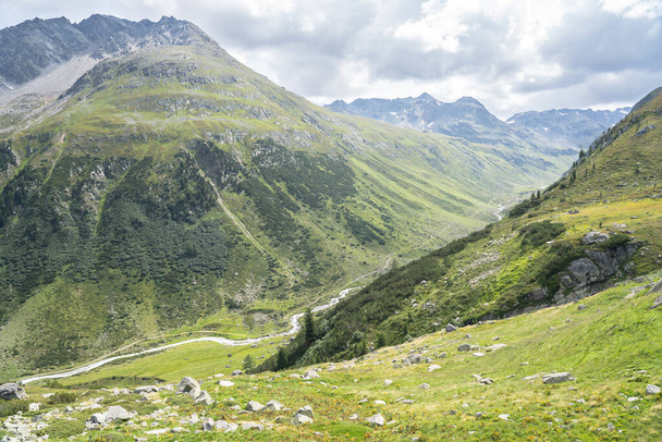 Beautiful valley and alpine landscape on Fluela Pass between Davos and Zermez, Switzerland - 写真・画像