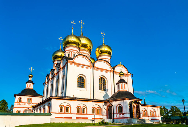 Dormition Cathedral of Valday Iversky Monastery in Russia - Fotoğraf, Görsel