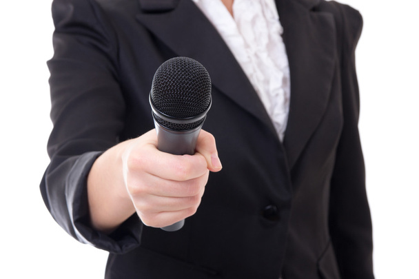 mikrofon v rukou ženskou reportérkou si bílá - Fotografie, Obrázek