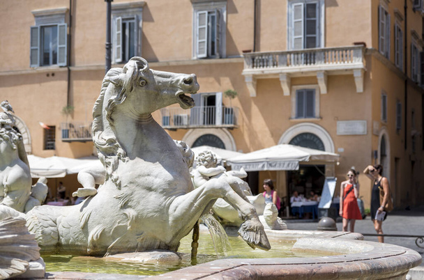 Fontana del Nettuno, Neptunbrunnen, Piazza Navona, Rom, Italien, Europa - Foto, Bild