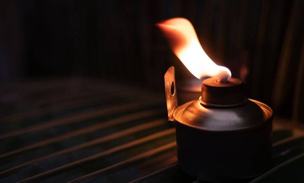 burning candle in the dark - Valokuva, kuva