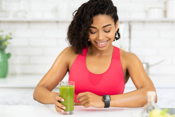 Fit Black Girl Drinking Delicious Detox Smoothie - Photo, Image