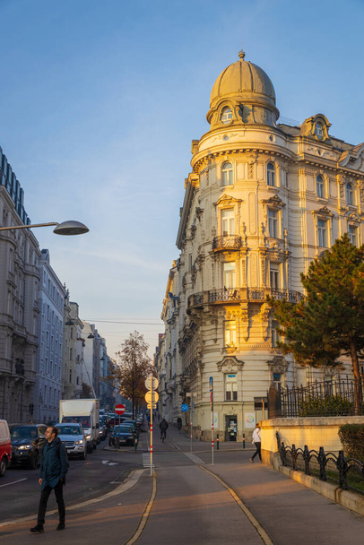 VIENNA, AUSTRIA - OCTOBER, 2019: Historical facades of Vienna beautiful architecture in morning light - Φωτογραφία, εικόνα