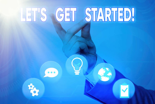 Texte Word Let Get Started. Concept d'entreprise pour encourager quelqu'un à faire quelque chose
. - Photo, image