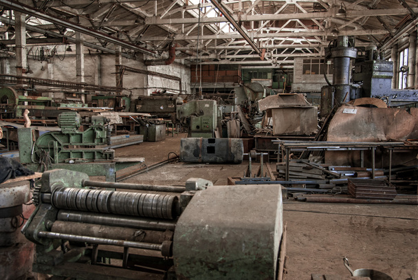 Farbe alte und verlassene Fabrikgebäude Innenraum. - Foto, Bild