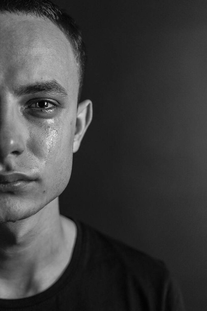 Male Black And White Emotional Portrait. Emotions and Their Living - Foto, afbeelding