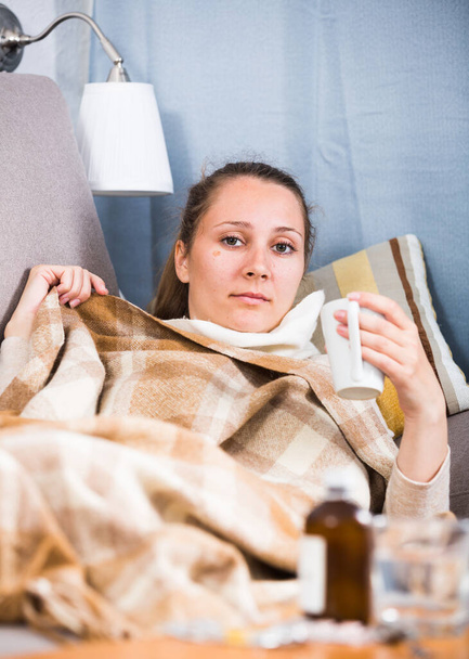 Young girl with cold trying to get well at home - Fotoğraf, Görsel