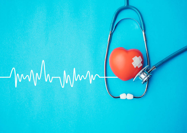 Καρδιά και στηθοσκόπιο, Heartbeat Line, Υγεία έννοια. - Φωτογραφία, εικόνα