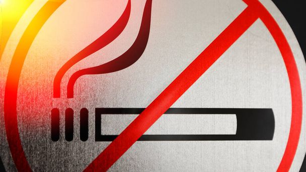 Tupakointi on kielletty lähikuva. Sävytetty
 - Valokuva, kuva