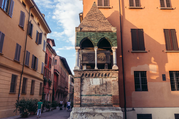 Bologna, Italy - September 29, 2019: Egidio Foscherari tomb in front of St Dominic basilica in historic part of Bologna city - Fotoğraf, Görsel