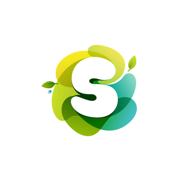Letter S ecologisch logo op wervelende overlappende vorm. Vectoricoon perfect voor milieulabels, landschapsaffiches en tuinidentiteit, enz.. - Vector, afbeelding