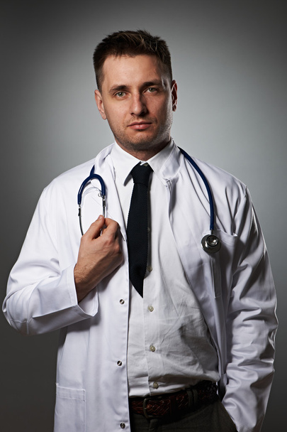 Лікар зі стетоскопом портрет
 - Фото, зображення