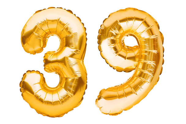 Νούμερο 39 39 τριάντα εννέα φτιαγμένα από χρυσά φουσκωτά μπαλόνια που απομονώνονται στο λευκό. Μπαλόνια ηλίου, χρυσά αλουμινόχαρτα. Διακόσμηση πάρτι, επετειακή πινακίδα για διακοπές, γιορτή, γενέθλια, καρναβάλι - Φωτογραφία, εικόνα