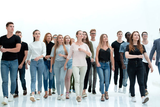 group of young people confidently striding towards their goal - Fotoğraf, Görsel