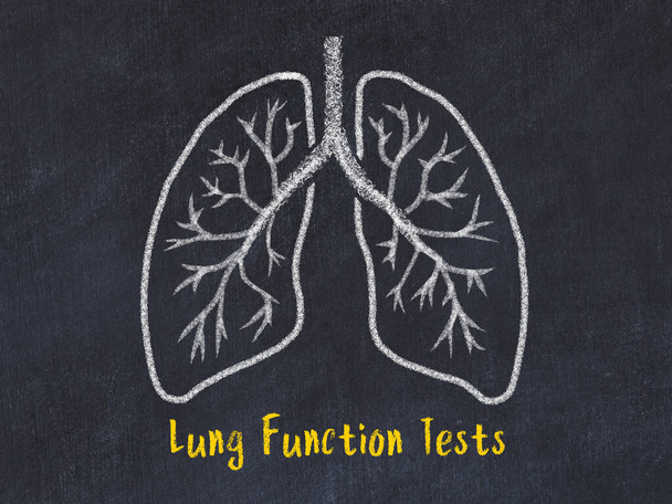 Akciğer hastalıklarını öğrenme kavramı. Ciğerlerin yazı ile çizilmesi - Fotoğraf, Görsel