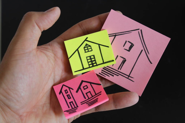 Compra y venta de casas - agencia inmobiliaria
 - Foto, imagen