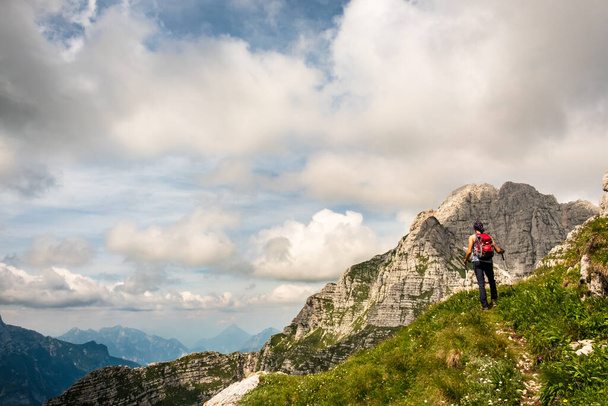 Krásné alpy Friuli Venezia-Giulia, ideální pro trekking a lezení - Fotografie, Obrázek