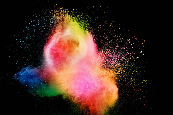 Värikäs räjähdys Happy Holi jauheelle. Värihiukkasten abstrakti tausta puhkesi tai roiskui
. - Valokuva, kuva