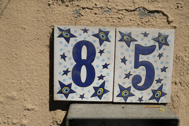 house civic italian number symbol 85 - Foto, Imagem