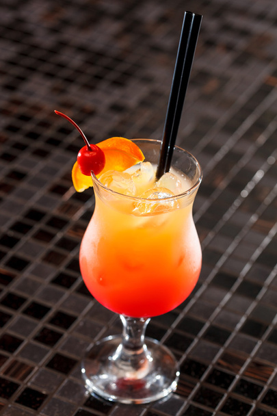 Cocktail in the bar - Valokuva, kuva