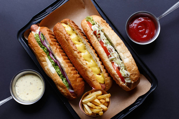 Nahaufnahme von Hot Dog. Fast Food. - Foto, Bild