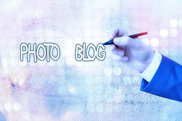 Käsitteellinen käsin kirjoittaminen näyttää Photo Blog. Business valokuva teksti lomake valokuvien jakaminen ja julkaiseminen muodossa blogi
. - Valokuva, kuva