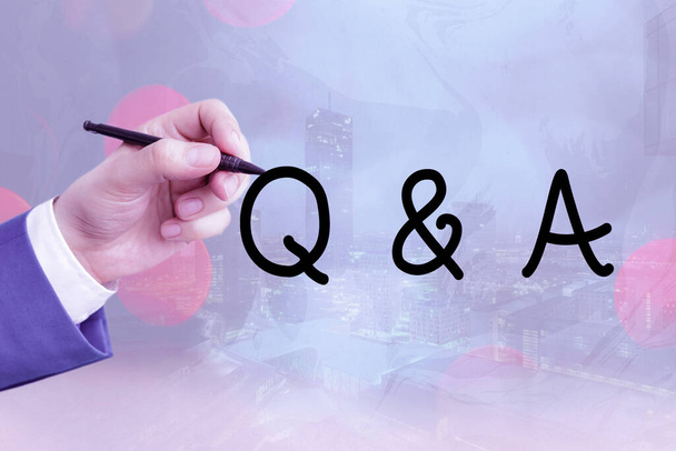 QとAを示す概念的な手書き業務用写真テキスト質問に回答する期間又は機会. - 写真・画像