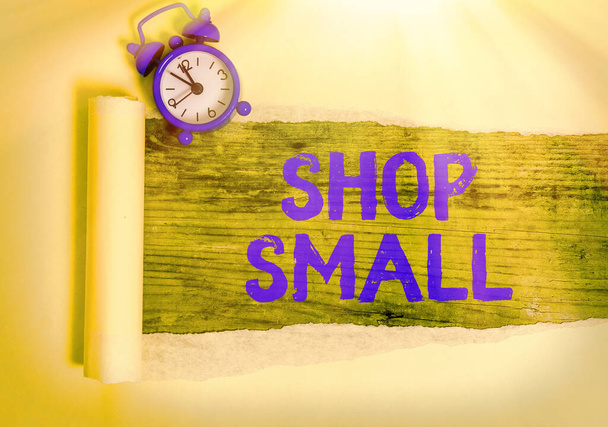 Käsitteellinen käsin kirjoittaminen osoittaa Shop Small. Business valokuva esittelee valtakunnallinen liike, joka juhlii pienyritysten päivittäin
. - Valokuva, kuva