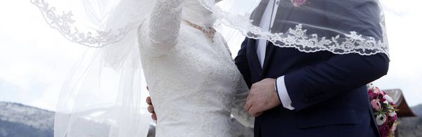 noiva e noivo antes do casamento
 - Foto, Imagem