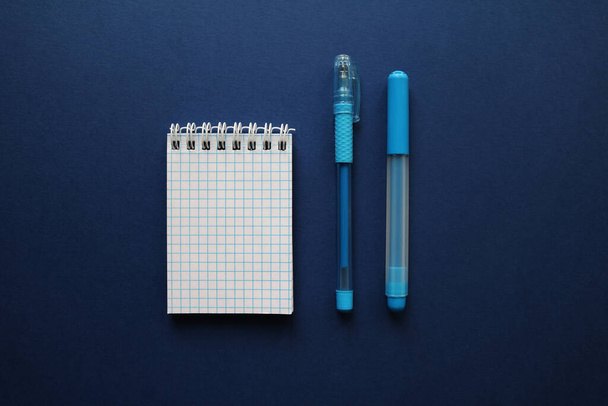 войлочная ручка и ноутбук
 - Фото, изображение