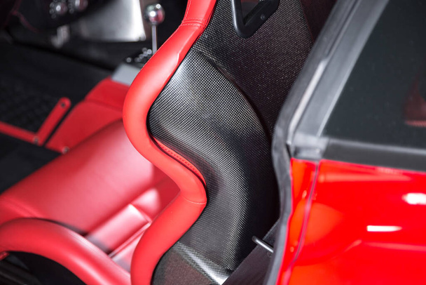 Carbon fibre sports car seat - Foto, Bild